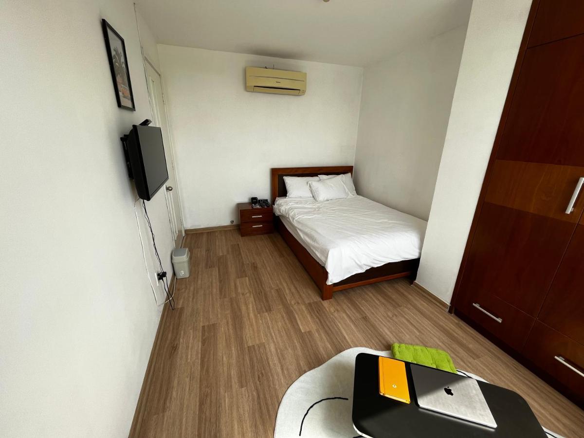 Apartment In District 1 - Apt Liberte Ho Şi Min Dış mekan fotoğraf